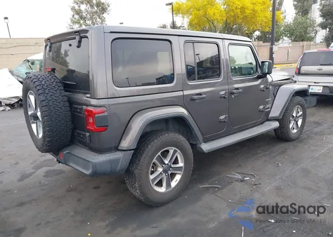 2020 Jeep Wrangler Unlimited Sahara 4X4 z USA, uszkodzony, nr VIN 1C4HJXEG5LW119288